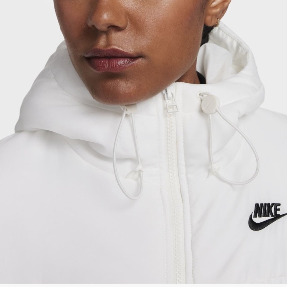Nike NEW Spirtwesr classic therma fit hooded water repellant Puffer jacket - Picture 7 of 12